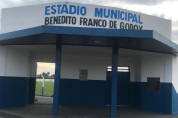 PREFEITURA DE SALMOURÃO REINAUGURA ESTÁDIO MUNICIPAL BENEDITO FRANCO DE GODOI COM A REALIZAÇÃO DO TORNEIO DA INDEPENDÊNCIA