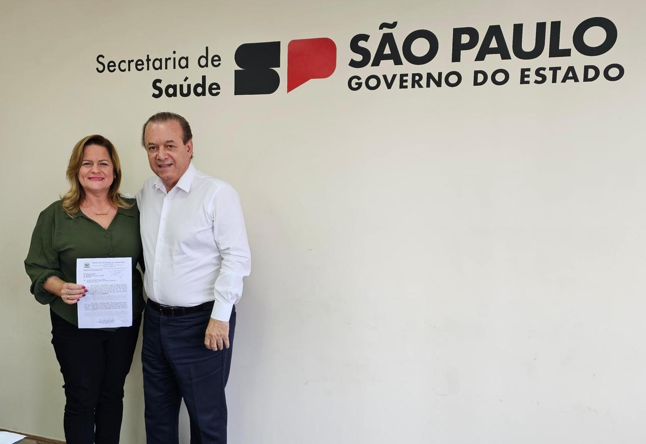 PREFEITA SÔNIA GABAU BUSCA RECURSOS NA SECRETARIA ESTADUAL DE SAÚDE PARA FORTALECER A SAÚDE DE SALMOURÃO