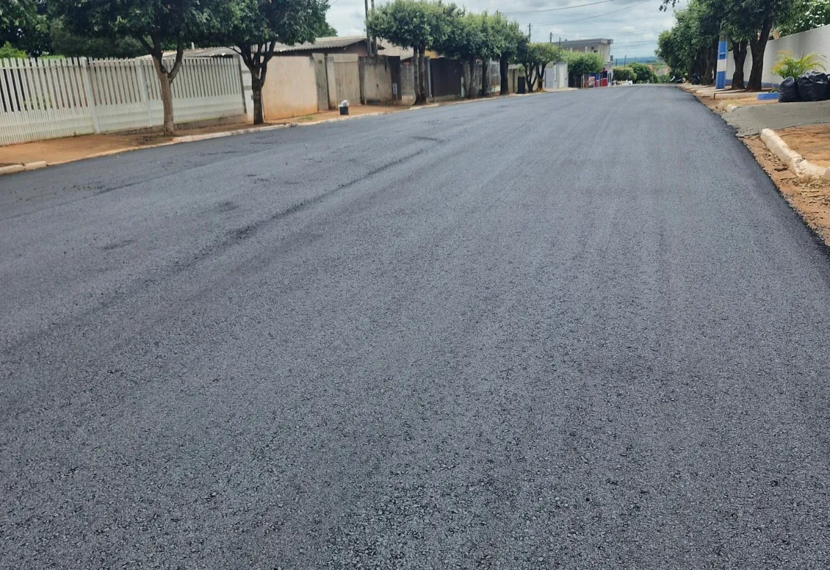 CONCLUSÃO DA PRIMEIRA ETAPA DO RECAPEAMENTO ASFÁLTICO EM SALMOURÃO
